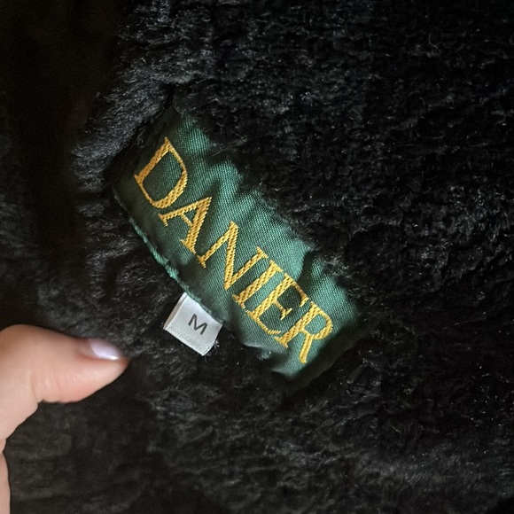 DANIER Long Fur Winter Jacket - Picture 10 of 15